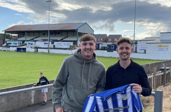 Frickley Athletic v Emley AFC