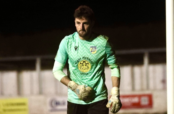 Frickley Athletic 2 Rossington Main (6-7p)